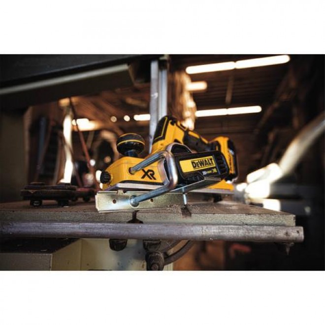 DeWalt DCP580B 20V MAX Li-Ion Brushless Planer Bare Tool