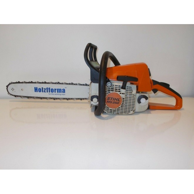 Strong Running Stihl MS250 Chainsaw New 18