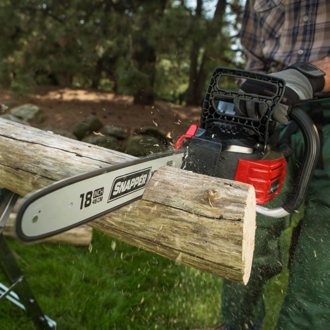 Snapper 1696773 82V Cordless Lithium-Ion 18 in. Chainsaw (Bare Tool)
