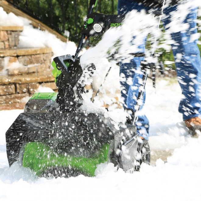 Greenworks PRO 20-Inch 80V Cordless Snow Thrower, 2.0 AH Battery Included 2600402