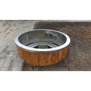 Bathing barrel with furnace