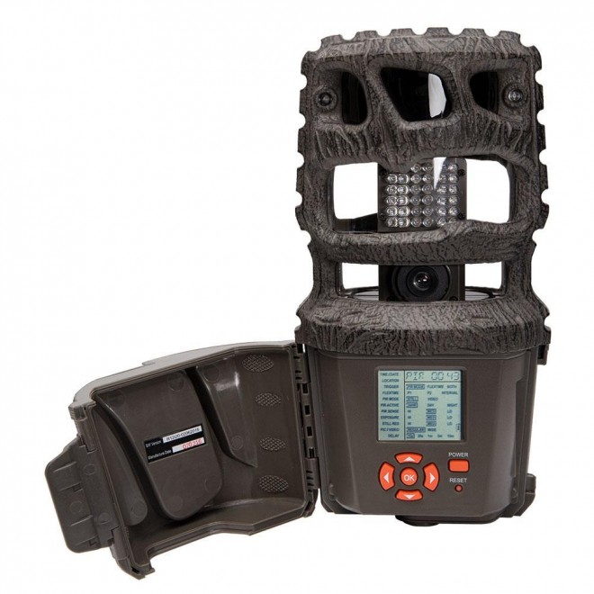 360-Degree 12 MP Crush Hunting Game Trail Camera in Camo