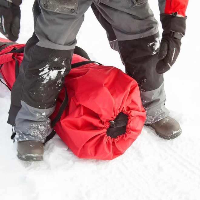 FatFish 6120i Insulated 5-Person to 7-Person Pop Up Ice Fishing Shelter Hut