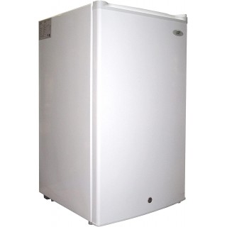 SPT UF-304W: 3.0 cu.ft. Upright Freezer in White - ENERGY STAR