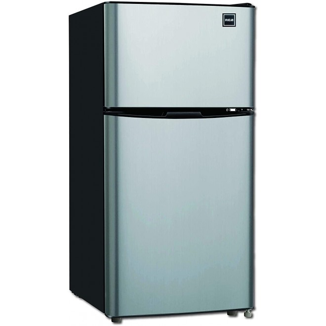 Igloo CURFR459 2 Door Refrigerator/Freezer, 4.5 cu. ft, Platinum