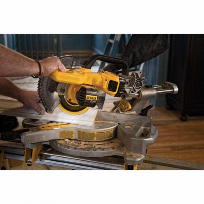 DeWalt DCS361M1 20V MAX 7-1/4