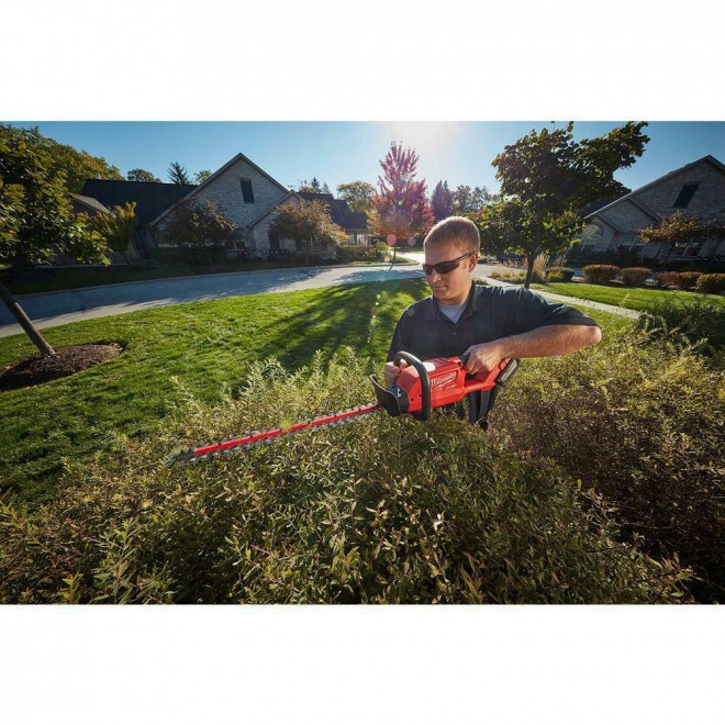 Milwaukee Cordless Hedge Trimmer 18 Volt Lithium Ion Brushless 5.0Ah Battery New