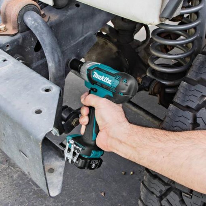 Makita WT02R1 12V Max CXT Lithium-Ion Cordless 3/8